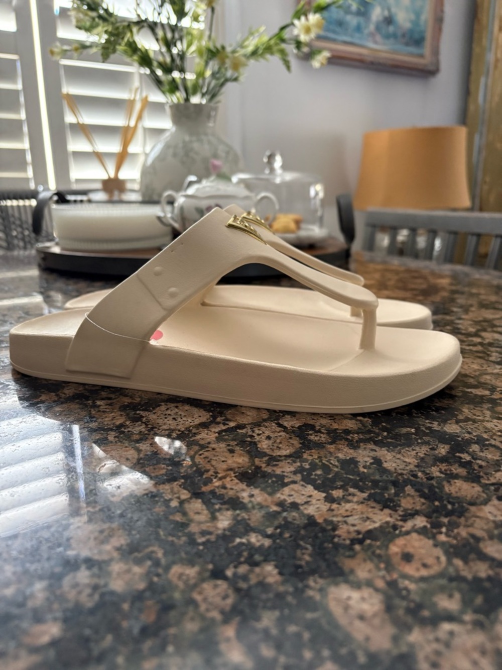 Guess Cream Flip Flop Sandals with Gold Logo